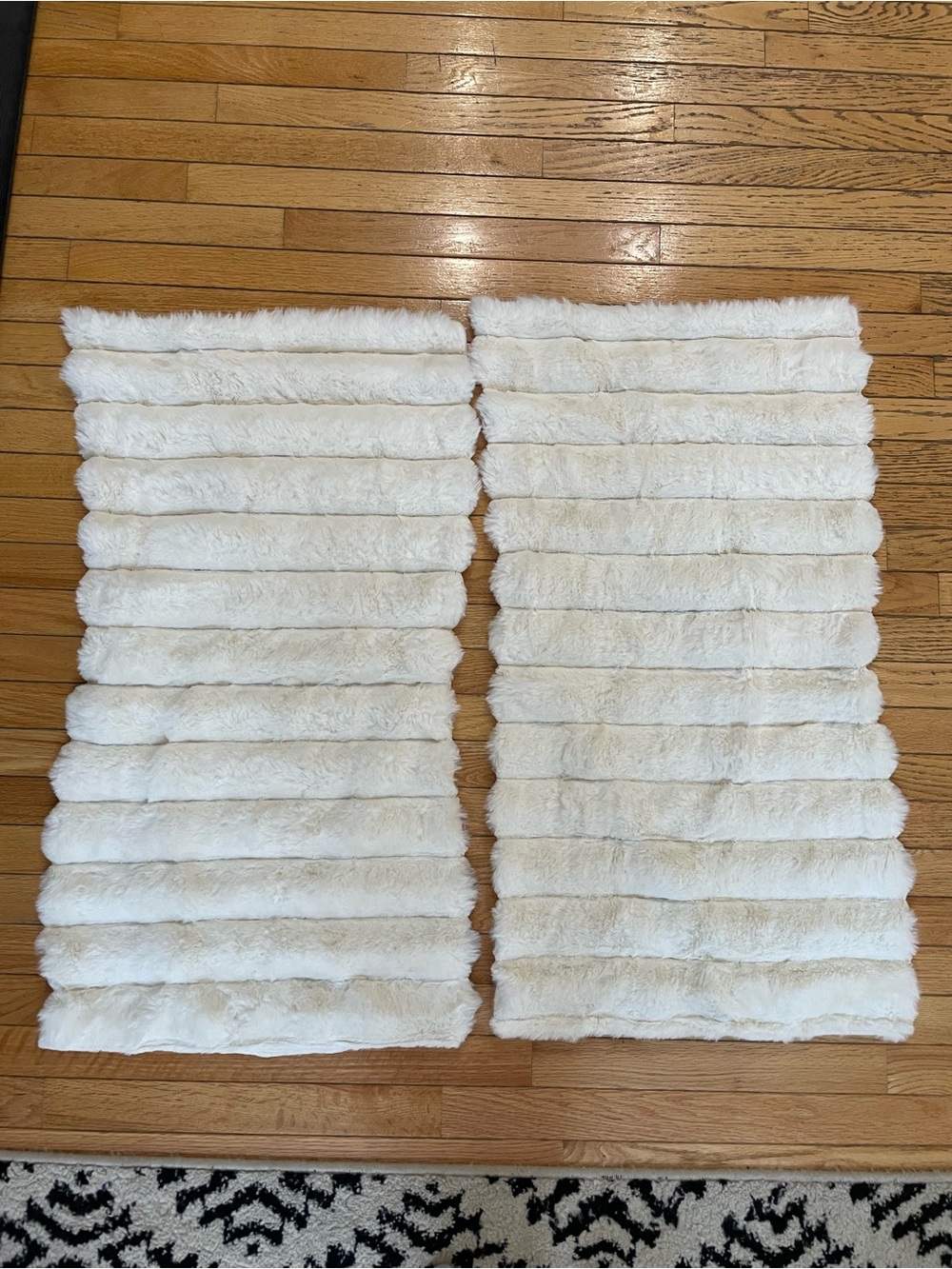 New Madison Park Plush Faux Fur Pillow Covers Only- King Size